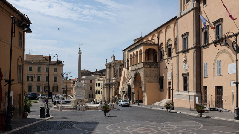 Tarquinia, Piazza Matteotti